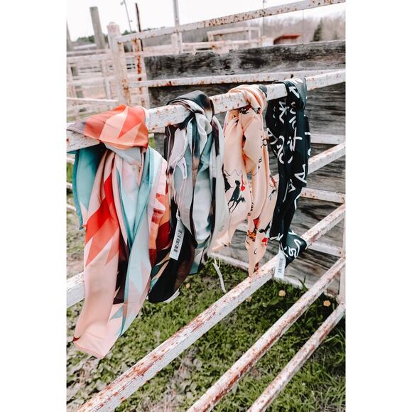 Aztec Wild Rags - Picture 3 of 10